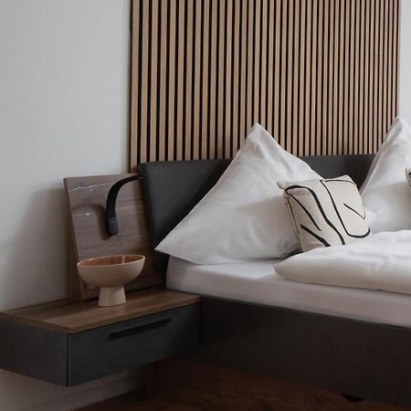 1-4 Gaeste Wohnung W-Lan, Netflix, Amazon, Parken, Arbeitsplatz, 24H Check In ,Vollausgestattet Kueche, Handtuecher Seife U,V,M Fuer Geschaeftsreisende, Paare, Familien , Datteln Buitenkant foto
